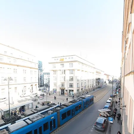 Apartment Location On Main Square P4you Pl